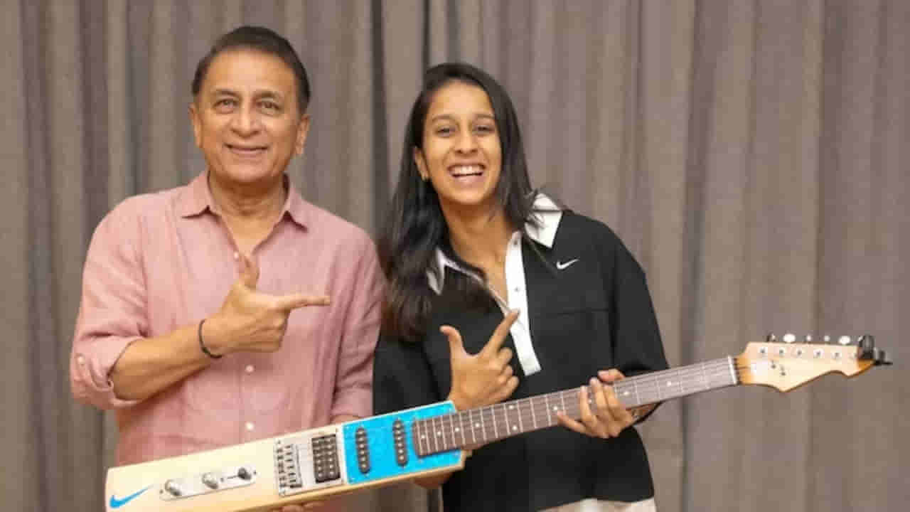 Jemimah Rodrigues : బ్యాట్ పడితే పరుగులు.. గిటార్ పడితే పాటలు..జెమీమా-గవాస్కర్ జుగల్బందీ అదిరింది