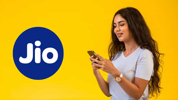 Jio Plan: జియోలో కేవలం రూ.1748 రీఛార్జ్తో 336 రోజుల వ్యాలిడిటీ.. బెనిఫిట్స్ ఇవే!