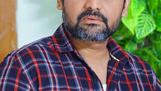 Tollywood : యోగా పాఠాలు నేర్పడానికి వెళ్లి హీరోయిన్ అయ్యింది.. తెలుగులోనే తోపు హీరోయిన్.. ఇప్పటికీ తగ్గని డిమాండ్..