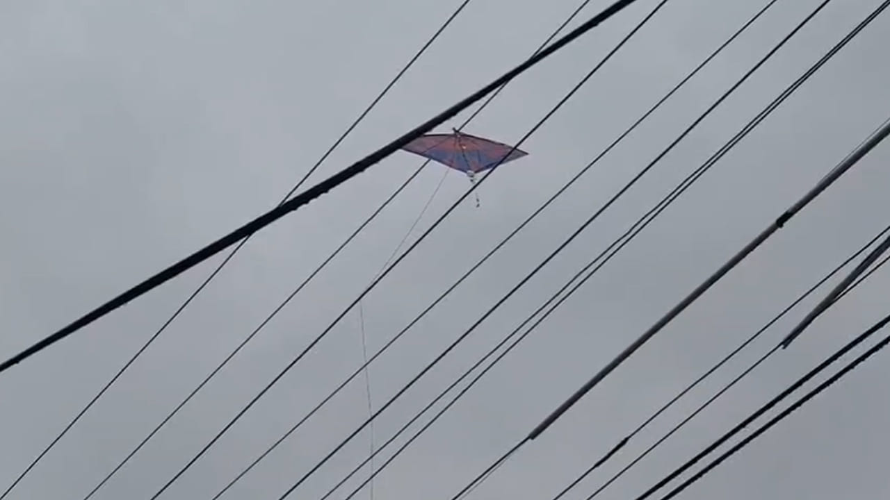 Andhra: ఓరయ్యో.. మా అయ్య.. పండుగ వేళ పతంగి చిన్నోడి ప్రాణం తీసింది..