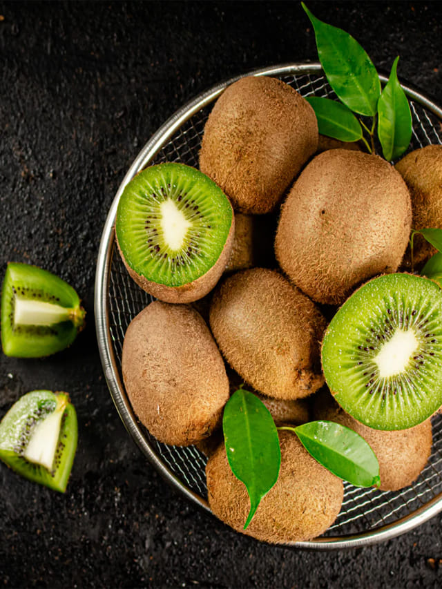 రోజూ రాత్రి నిద్రకు ముందు కివి పండ్లు తినడం మ‌రిచిపోవద్దు!