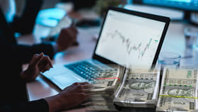 చిన్న లోపం..ఖాతాలో రూ.40 కోట్లు.. రూ.1.75 కోట్ల లాభం..కట్ చేస్తే.