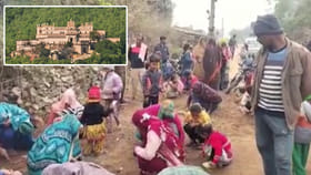 అక్కడ బంగారు నాణేలు దొరుకుతున్నాయట.. ఎక్కడంటే..