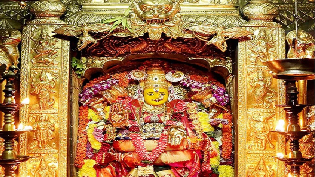 శుక్రవారం ఏ పనులు చేస్తే మహా లక్ష్మీ కటాక్షం లభిస్తుందో తెలుసా?