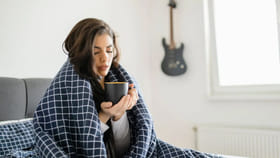 మగవాళ్ల కంటే స్త్రీల శరీరం ఎందుకు చల్లగా ఉంటుందో తెలుసా..?