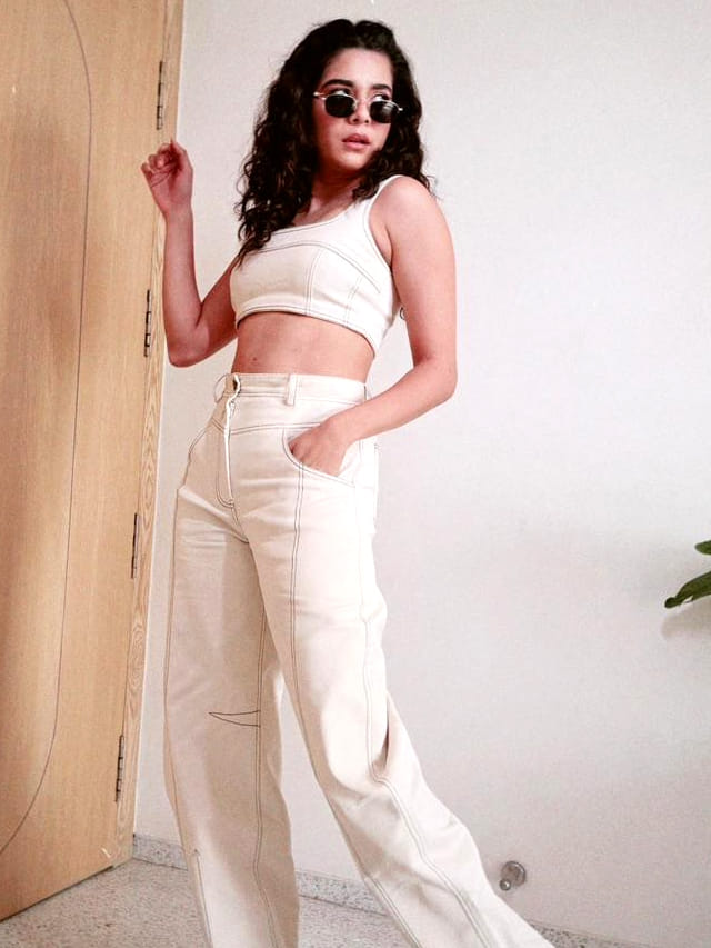 ఒకే ఒక్క సినిమాతో కనిపించకుండాపోయిన కుర్ర భామ..