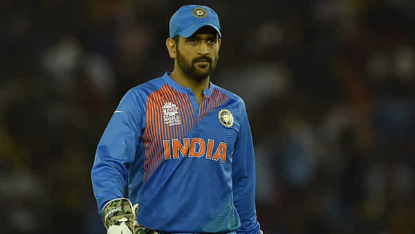 MS Dhoni : ధోనీని తప్పించారా? కెప్టెన్సీ వీడ్కోలు వెనుక అసలు నిజాలు బయటపెట్టిన మాజీ సెలెక్టర్