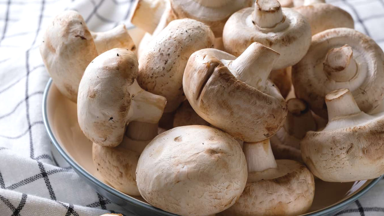 మలబద్ధకం, అజీర్ణం ,గ్యాస్‌ వంటి సమస్యలతో బాధ పడేవారు వీటిని ఎక్కువగా తింటే కడుపు ఉబ్బరం, గ్యాస్‌ వంటి సమస్యలు వచ్చే అవకాశం ఉంది. 
