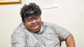 Director Gunasekhar : అలా అడిగితే భూమిక నన్ను కొడుతుందేమో అనుకున్నా.. డైరెక్టర్ గుణశేఖర్ కామెంట్స్..