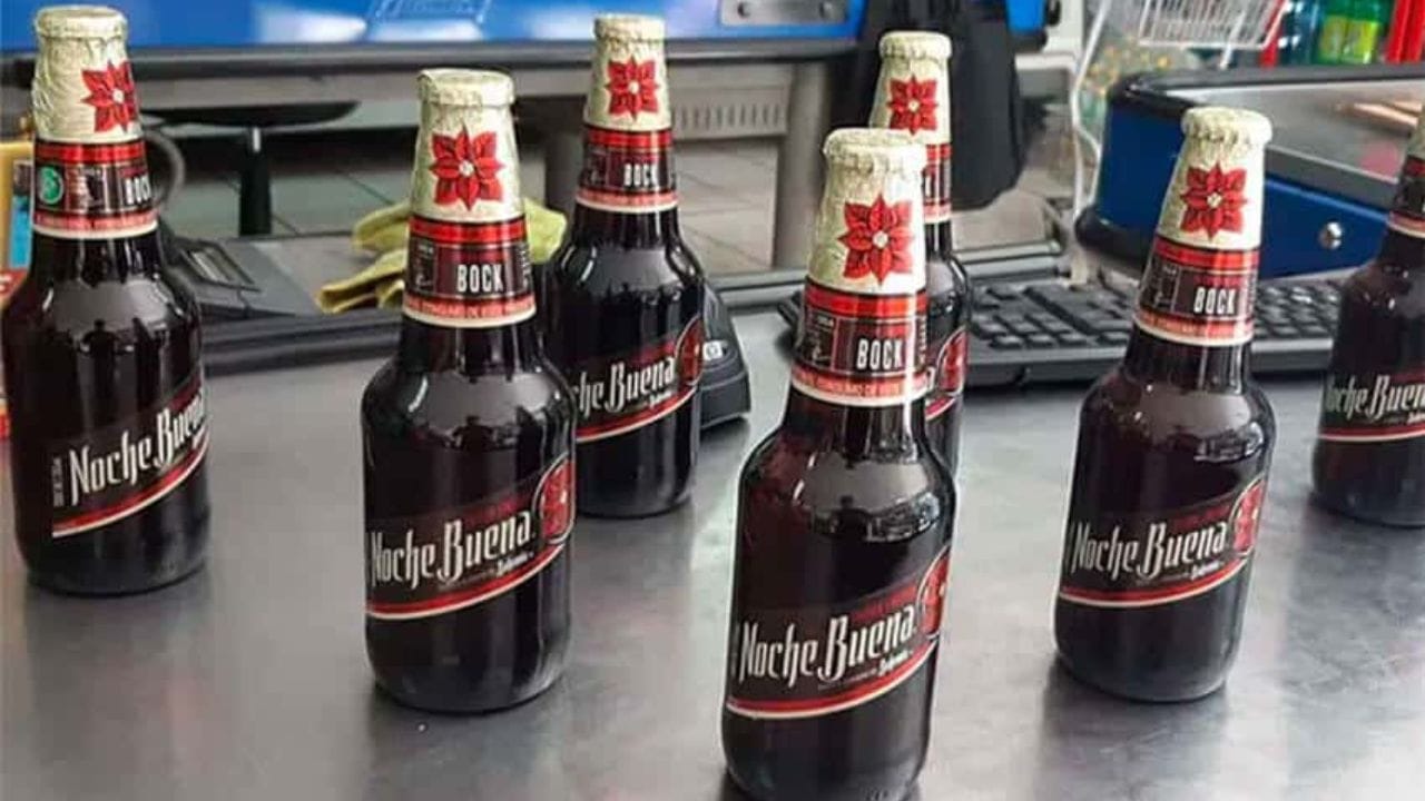 1924లో, జర్మన్ మాస్టర్ బ్రూవర్ ఒట్టో న్యూమాయర్ అనే యూరోపియన్ క్రిస్మస్ సందర్భంగా తనకు, తన స్నేహితుల కోసమని ఒక ప్రత్యేక బీరును తయారు చేశాడు. తరువాత దానిని తన సహోద్యోగులు, వారి కుటుంబాలతో పంచుకున్నాడు. అయితే దీని ప్రత్యేక రుచి వాళ్లకు ఎంతగానో నచ్చింది. 1938లో, ఒరిజాబా బ్రూవరీ సెలవుల కాలంలో నోచే బ్యూనాను ప్రజలకు ప్రత్యేక పానీయంగా విడుదల చేయాలని నిర్ణయించుకున్నారు. అందుకే దీనికి క్రిస్మస్-ప్రేరేపిత పేరు వచ్చింది. అప్పటి నుండి ఈ సంప్రదాయం కొనసాగుతోంది.