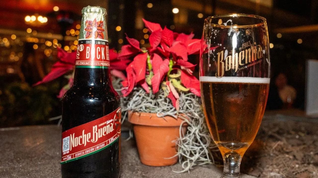 BBC ప్రకారం.. ప్రపంచ వ్యాప్తంగా ఉన్న అనేక దేశాల్లో క్రిస్‌మస్‌ పండుగను ప్రత్యేక పానియాలతో జరుపుకుంటారు. ప్యూర్టోరికో సాంప్రదాయం ప్రకారం అక్కడి ప్రజలు క్రీమీ, తీపి కోక్విటోనులతో జరుపుకుంటే.. జర్మనీలో కారంగా, వేడిగా ఉండే గ్లుహ్వీన్ (ముల్లెడ్ వైన్)ను జరుపుకుంటారు. అలాగే మెక్సికోలో మాల్ట్‌తో తయారు చేసిన బోక్-స్టైల్ బీర్‌తో క్రిస్‌మస్‌ వేడుకలను జరుపుకుంటారు. 