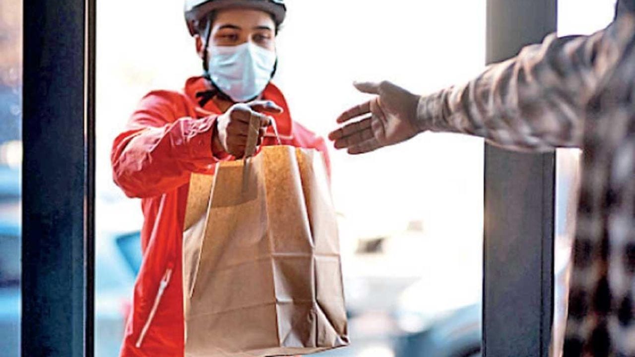 Nonveg Delivery Ban: ప్రభుత్వం సంచలన నిర్ణయం.. ఆ ప్రాంతంలో నాన్‌వెజ్ ఫుడ్‌డెలివరీపై నిషేదం!