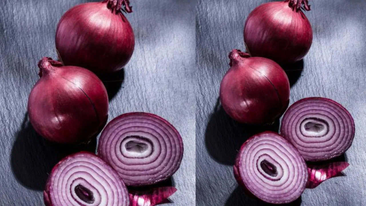 మధుమేహం ఉన్నవారు ఇన్సులిన్ ఉత్పత్తి తగ్గడం వల్ల నిరంతరం హై-షుగర్ లెవల్స్‌తో ఇబ్బంది పడుతుంటారు. అయితే ది ఎండోక్రైన్ సొసైటీ నిర్వహించిన 97వ వార్షిక సమావేశంలో సమర్పించిన ఒక అధ్యయనం ప్రకారం.. ఉల్లిపాయ సారం రక్తంలో చక్కెరను గణనీయంగా తగ్గిస్తుందని తేలింది.