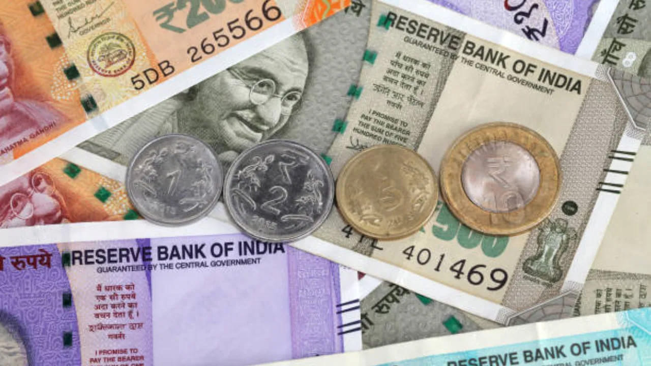 Personal Finance: నెలాఖరులో తగినంత డబ్బు ఉండటం లేదా? 70/10/10/10 నియమం గురించి తెలుసా?