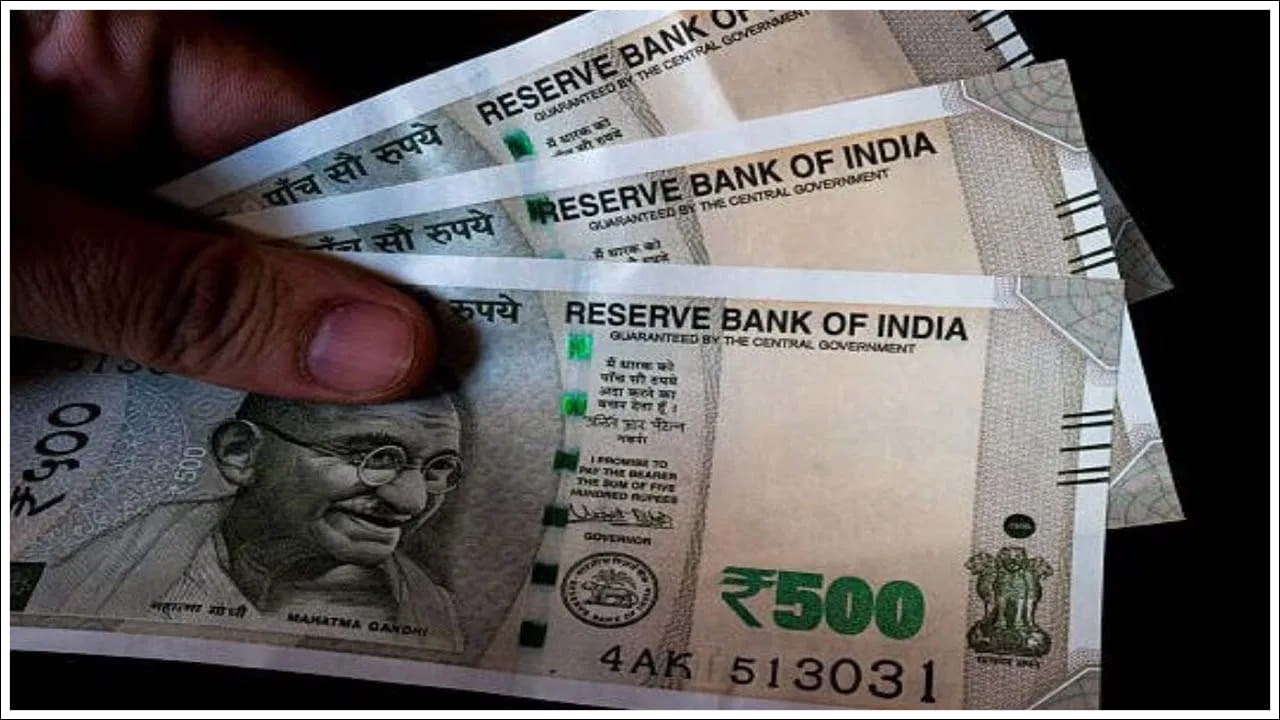  Xలో తన పోస్ట్‌లో ఆర్థిక విధానాలు, నిర్ణయాలకు సంబంధించిన ప్రామాణిక సమాచారం కోసం అధికారిక వనరులపై మాత్రమే ఆధారపడాలని PIB ఫ్యాక్ట్ చెక్ పేర్కొంది. ప్రెస్ ఇన్ఫర్మేషన్ బ్యూరో ఫ్యాక్ట్ చెక్ యూనిట్ సోషల్ మీడియా ప్లాట్‌ఫామ్‌లలో వ్యాప్తి చెందుతున్న తప్పుడు సమాచారాన్ని క్రమం తప్పకుండా బహిర్గతం చేస్తుంది. 