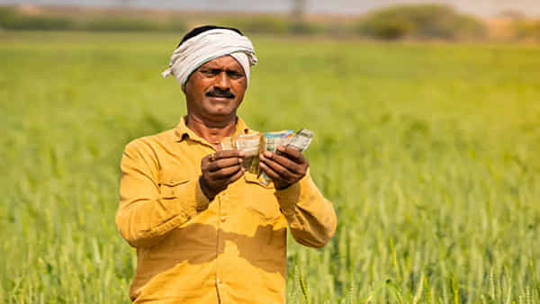 PM Kisan: పీఎం కిసాన్ సాయం రూ.8 వేలకు పెంపు..? బడ్జెట్లో కీలక నిర్ణయం దిశగా కేంద్రం..!