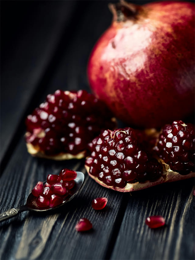 మీరూ దానిమ్మ తొక్కలు పడేస్తున్నారా?