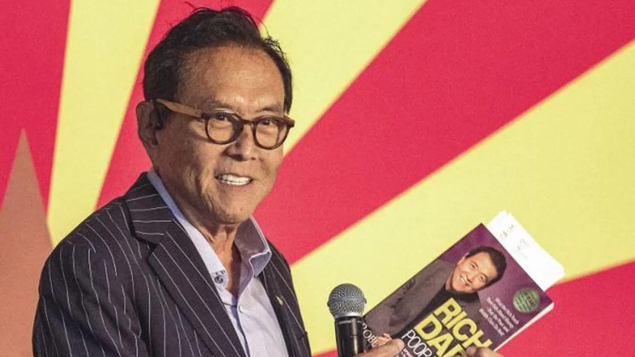 కరెన్సీ నోట్లు చిత్తు కాగితాలు అవుతాయి! రిచ్‌ డాడ్‌ పూర్‌ డాడ్‌ రచయిత సంచలన ప్రకటన