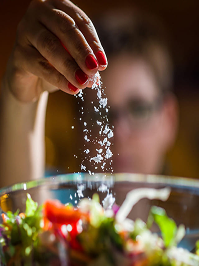 బీపీ అదుపు చేయాలంటే ఉప్పు మాత్రమే తగ్గిస్తే సరిపోదు.. ఇది కూడా అవసరమే!