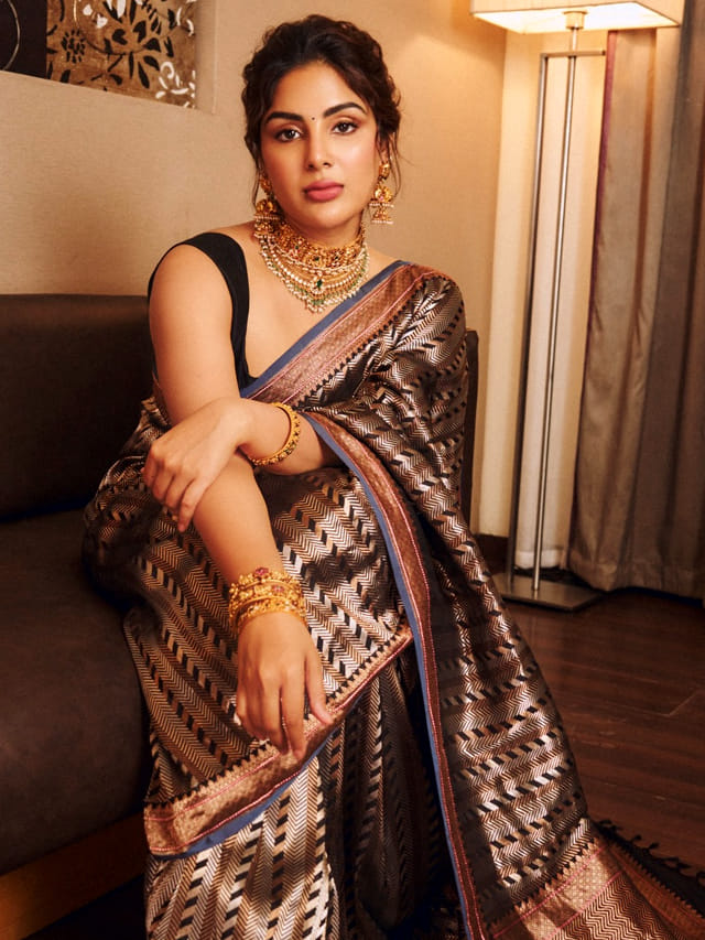 వరుస హిట్స్‌తో ఫుల్ జోష్‌లో ఉన్న అందాల సంయుక్త మీనన్