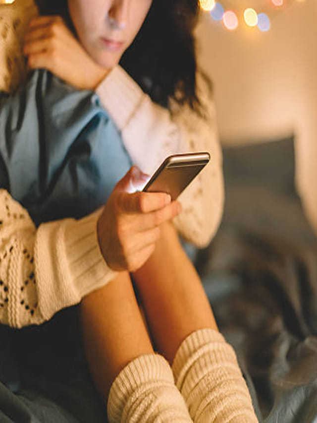 ప్రతీదీ వాట్సాప్ స్టేటస్‌లో పెడుతున్నారా? అయితే ఇది పెద్ద సమస్యే!