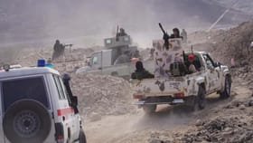 సౌదీ అరేబియా - యుఎఇ మధ్య భీకర యుద్ధం..!