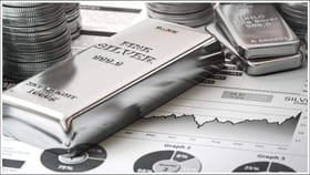 రికార్డ్‌ తిరగరాస్తున్న వెండి.. ధర ఎంత ఉందో తెలిస్తే షాకవుతారు