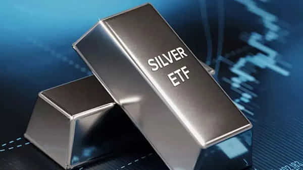Silver: సిల్వర్ మాయాజాలం.. 20 రోజుల్లోనే ధనవంతులను చేసిన వెండి!
