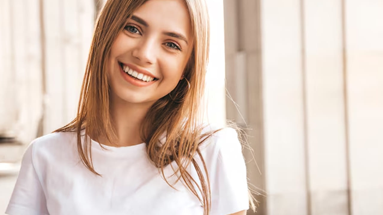 ఆక్సిజన్ లెవెల్స్ పెరుగుతాయి: నవ్వడం వల్ల ఊపిరితిత్తులు పనితీరు మెరుగుపడుతుంది. దీని వల్ల ఆక్సిజన్ లెవెల్స్  కూడా పెరుగుతాయి. ఇక ఇప్పుడు శ్వాస తీసుకోవడం ఈజీ అవుతుంది.
