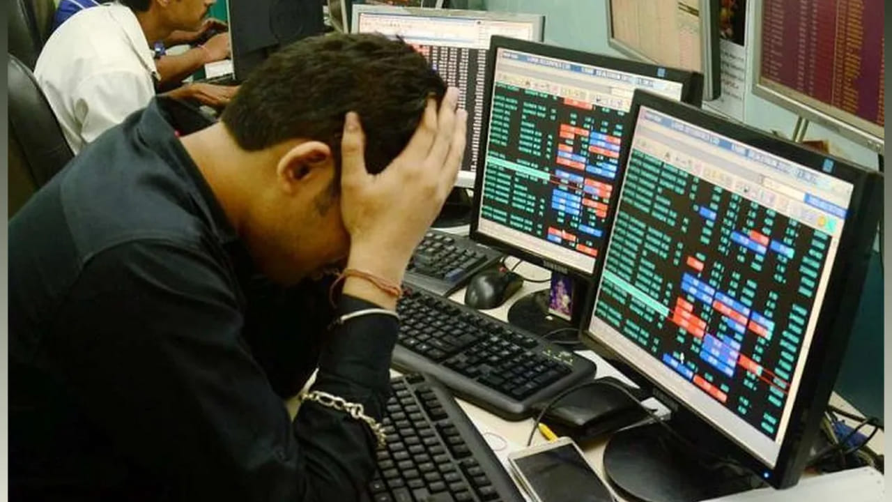 Stock Market: కుప్పకూలిన స్టాక్‌ మార్కెట్స్.. ఒక్క రోజులోనే రూ.9 లక్షల కోట్ల నష్టం!