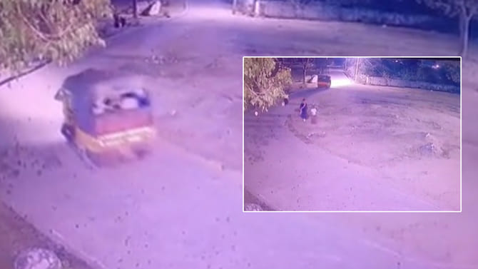 నలుగురు అమ్మాయిలు ఆటోలోంచి పడ్డారా.. దూకారా?