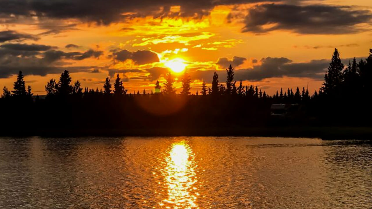 అక్కడ 2 నెలలు పాటు సూర్యుడు మాయం.. కారణం తెలిస్తే ఆశ్చర్యపోవాల్సిందే!