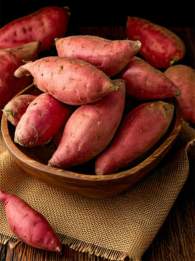 చలి తట్టుకోలేకపోతున్నారా? ఐతే వీటిని రోజూ తినండి