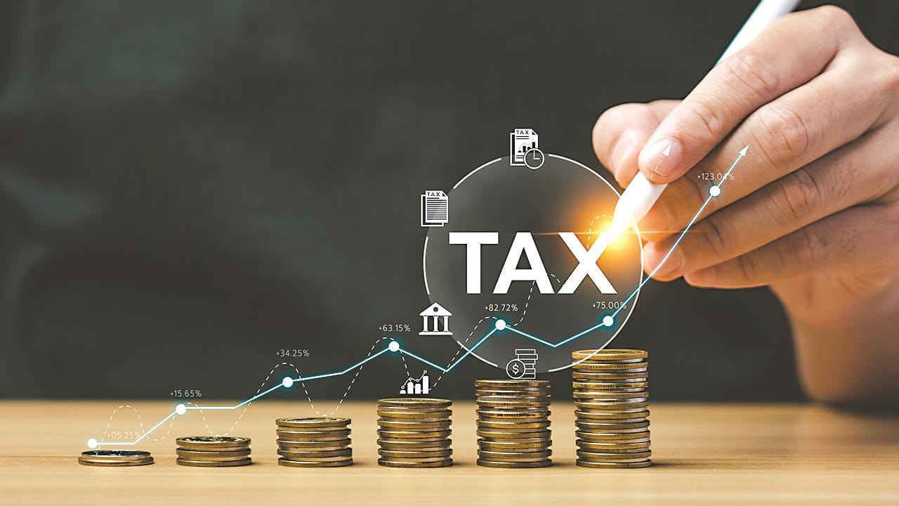 Budget 2026: పన్ను వ్యవస్థలో మార్పులు ఉంటాయా? పాత పన్ను విధానం రద్దు చేస్తారా?