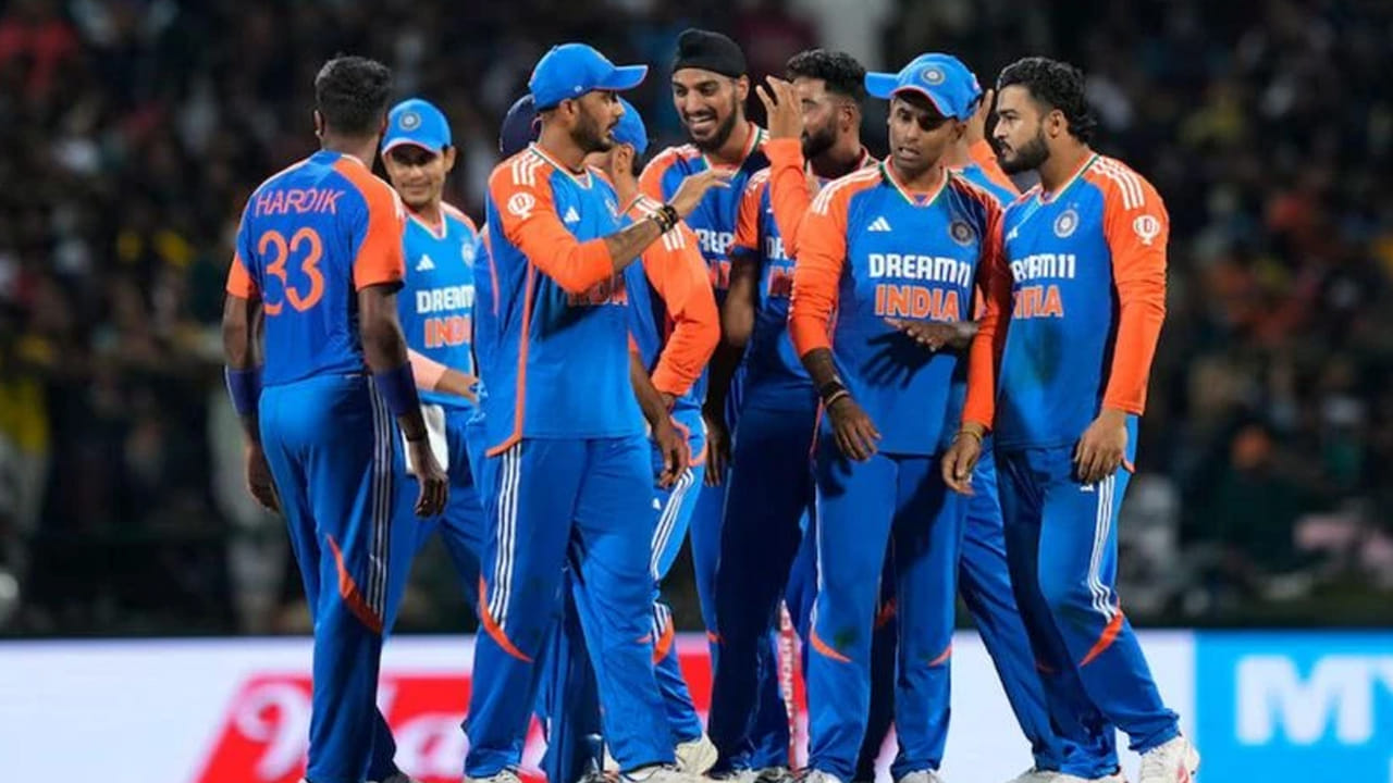 టీమిండియా భవిష్యత్తు ప్రణాళికలు, యువ ఆటగాళ్ల రాకతో ఈ ముగ్గురి కెరీర్‌పై ప్రభావం చూపేలా కనిపిస్తున్నాయి. 2026 సంవత్సరంలో టీమిండియాలో మరో శకం మొదలయినట్టే. 