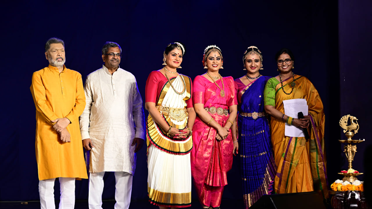 అంగరంగ వైభవంగా ‘భావ రస నాట్యోత్సవం’.. భరతనాట్యంతో ఆకట్టుకున్న త్రివిక్రమ్ సతీమణి