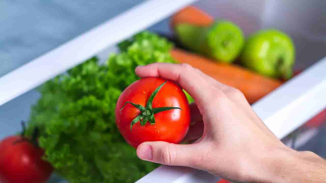 Tomatoes: టమోటాలను ఫ్రిజ్లో పెడుతున్నారా? ఈ విషయం తెలిస్తే ఇంకెప్పుడూ అలా చేయరు
