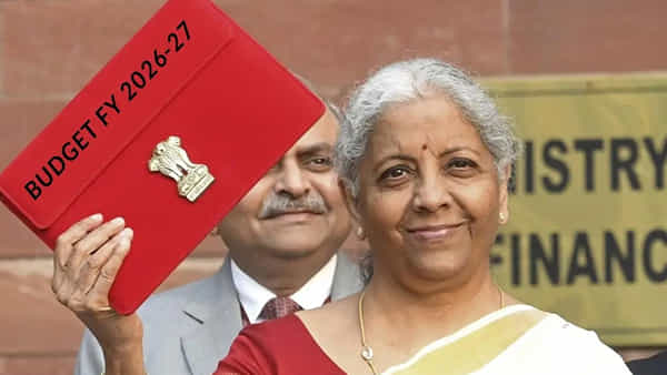 Union Budget: బడ్జెట్ వేళ దేశ ప్రజలకు అదిరిపోయే న్యూస్.. తగ్గనున్న వీటి ధరలు.. ఎంతంటే..?