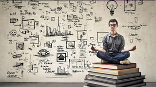 చేతికి కట్టుతో ఆస్పత్రికి వచ్చిన వ్యక్తి.. అతను చేసిన పనికి అంతా పరుగులు.. చివరికీ..!