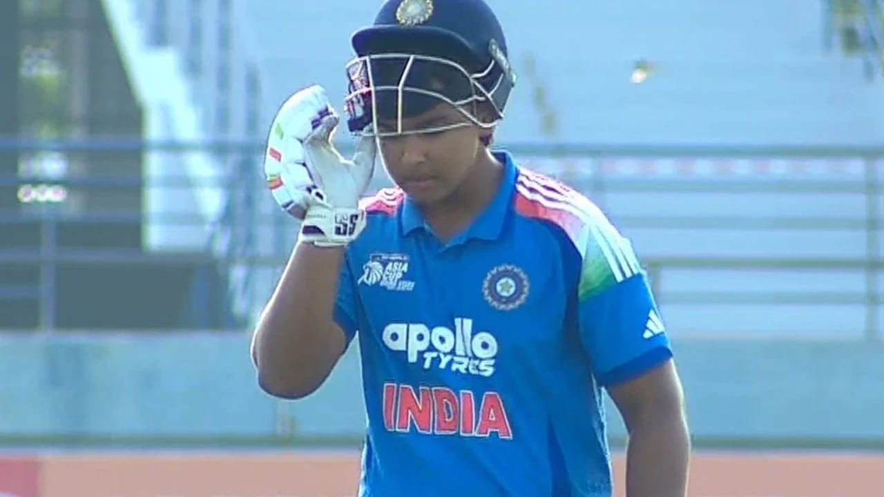 వైభవ్ సూర్యవంశీ మైదానంలోకి దిగిన ప్రతిసారీ, అతను తప్పనిసరిగా ఏదో ఒక రికార్డును బద్దలు కొడతాడు. ఇప్పుడు, కెప్టెన్‌గా తన తొలి మ్యాచ్‌లోనే, అతను మరో ప్రపంచ రికార్డును నెలకొల్పాడు.