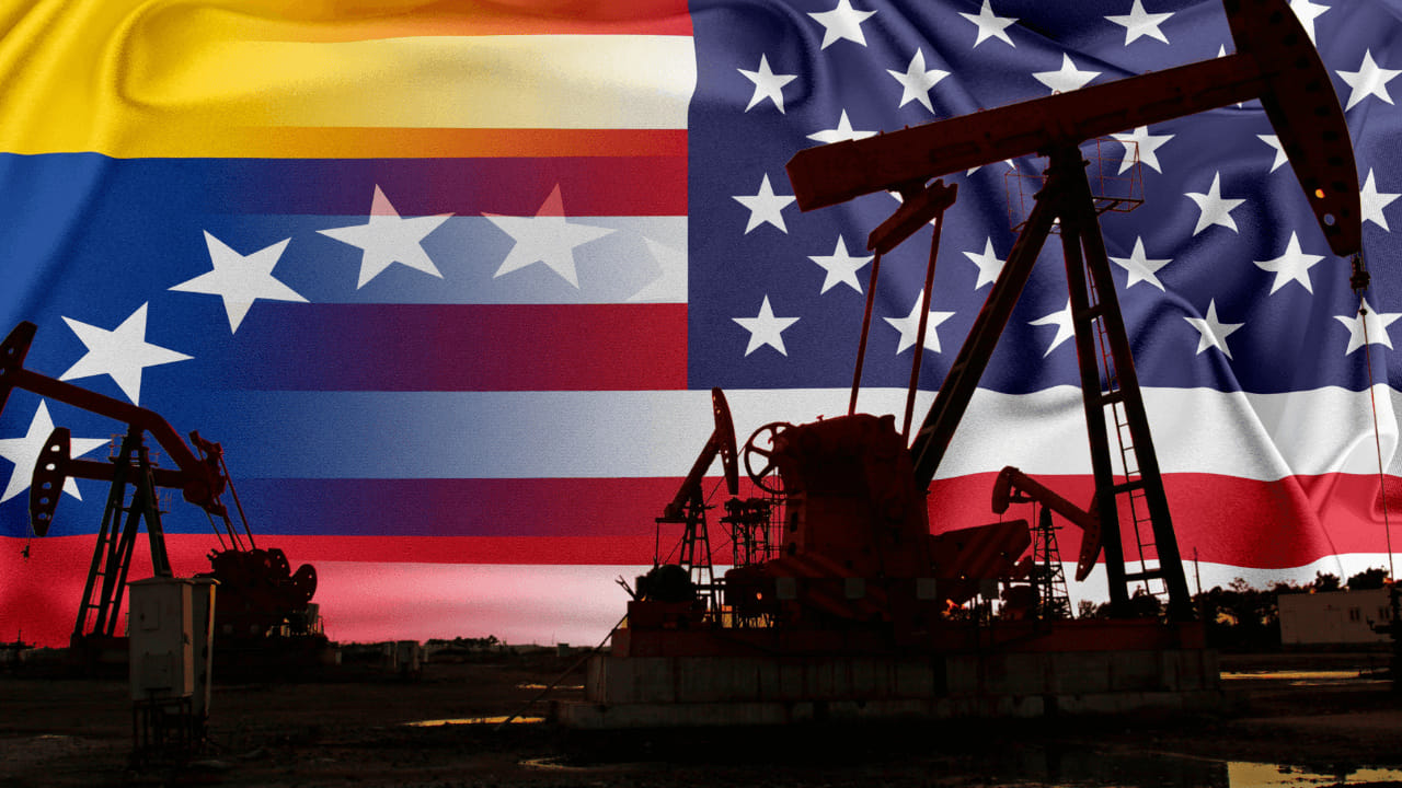 భారతదేశ వాణిజ్యంపై అమెరికా, వెనిజులా పరిణామాల ప్రభావం నామమాత్రంగానే ఉంటుందని స్పష్టం చేసింది.  వెనిజులాతో భారత వాణిజ్యం భారీగా తగ్గింది. 2024-25లో క్రూడ్ ఆయిల్ దిగుమతులు వెనిజులా నుంచి 81.3 శాతం క్షీణించాయి.  అలాగే ఆ దేశంలో ద్వైపాక్షింగా కూడా తగ్గింది.
