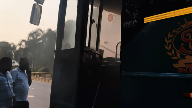 ప్రైవేట్ ట్రావెల్స్ బస్సులో మంటలు..