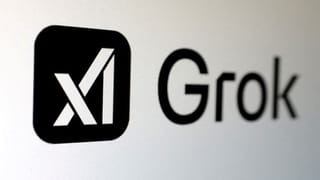 ప్రేమానంద్ మహారాజ్ ఫ్లాట్‌లో భారీ అగ్నిప్రమాదం.. తప్పిన పెను ప్రమాదం