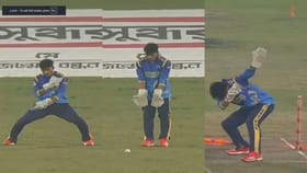 లైవ్ మ్యాచ్‌లో వికెట్ కీపర్ సెలబ్రేషన్ చూస్తే నవ్వాపుకోలేరంతే..!