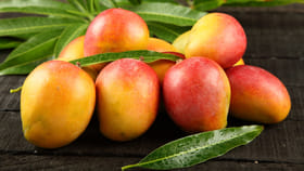 ఈ పండ్లు తింటే కడుపులో అసిడిటీ పెరుగుతుందట..! కాస్త చూస్కోండి..