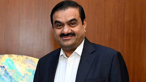 Gautam Adani: వివాహం చేసుకున్న వారికి రూ.10 లక్షల విరాళం.. కీలక ప్రకటన చేసిన ఆదానీ!