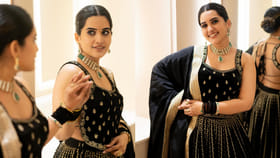 నా చెయ్యి పట్టుకుని రింగ్ లాగేశారు.. చున్నీ చిరిగిపోయింది..