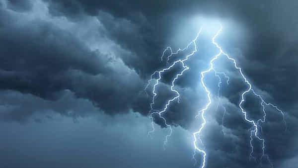 Andhra Weather: ఏపీకి అలెర్ట్.. రాష్ట్రంలోని ఈ ప్రాంతాల్లో పిడుగులతో వర్షాలు..