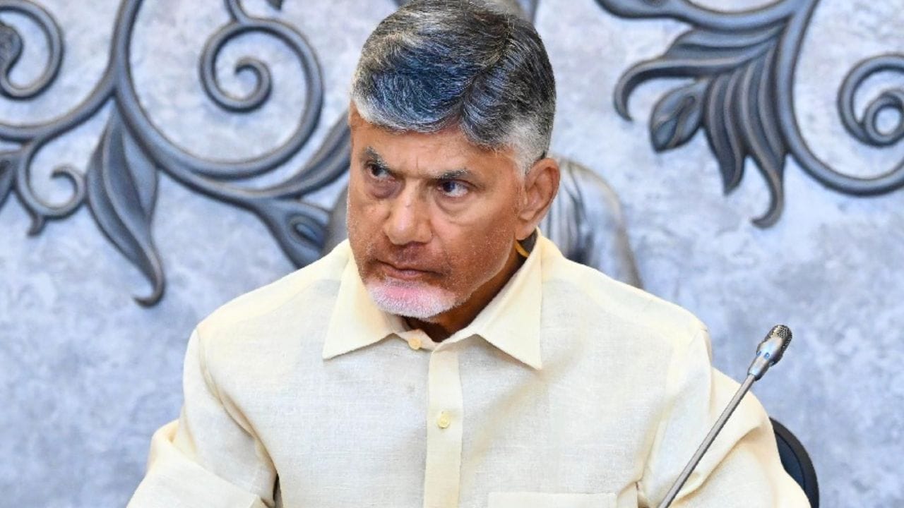 CM Chandrababu: మరోసారి కలెక్టర్లు, మంత్రులకు సీఎం చంద్రబాబు క్లాస్.. ఏమన్నారంటే?