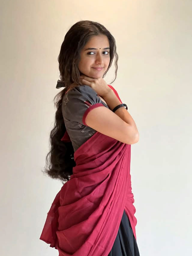 మరోసారి ఆ స్టార్ హీరోకు జోడీగా నటించనున్న ఆషిక..